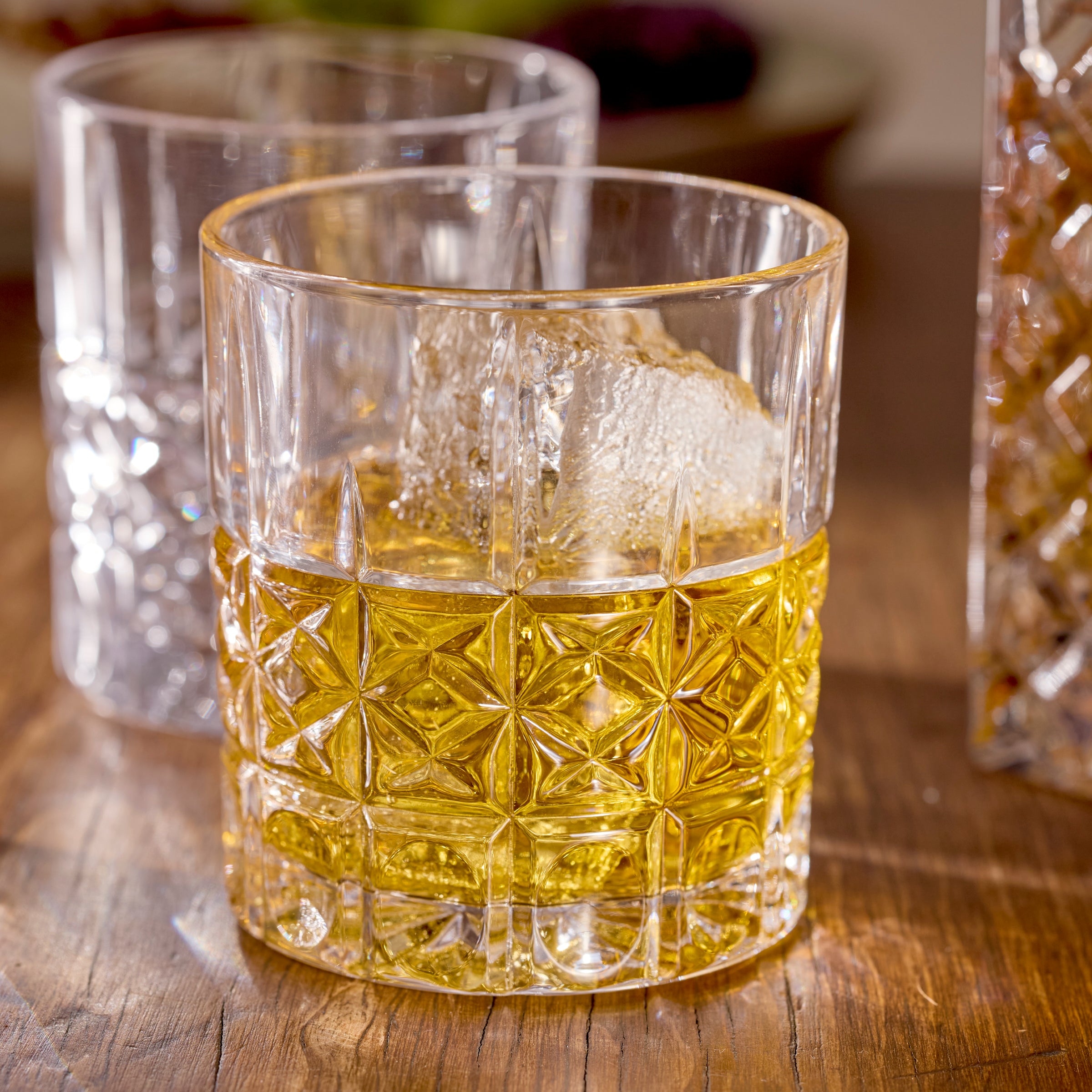 Starburst Cut Whiskey Decanter & Glass Set, 5-Piece - Image 3